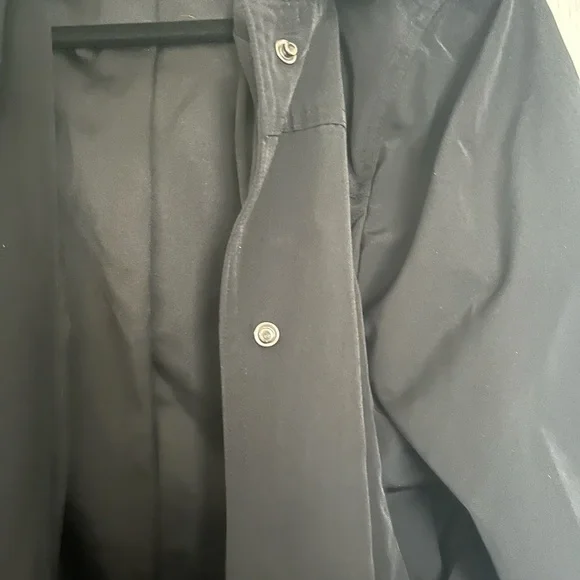 London fog jacket. Black. Tie waist. Snaps. Pockets on each side. XL - Picture 5 of 6